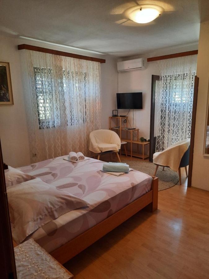 Apartament Manda Ljubetić Sutivan Zewnętrze zdjęcie